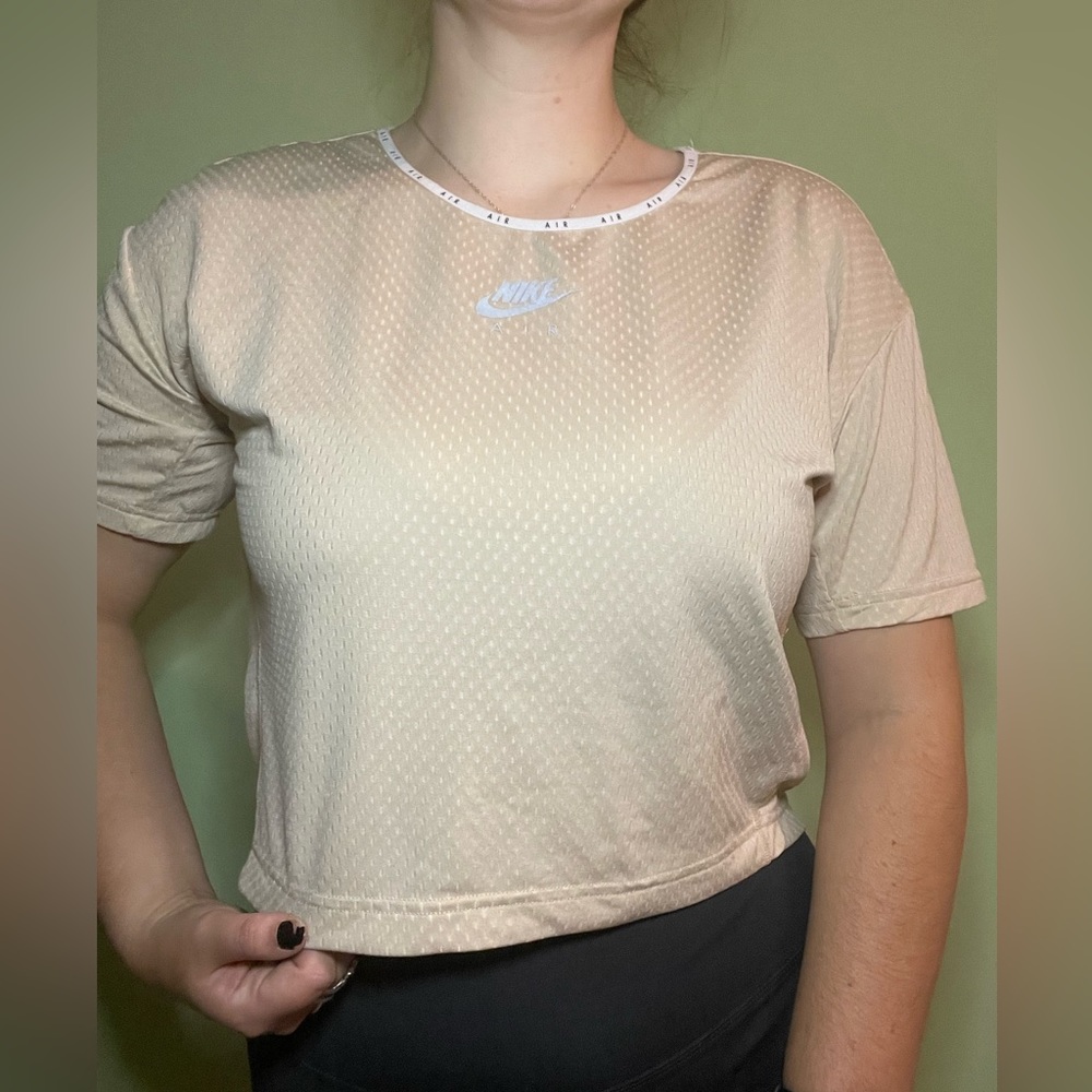 Nike tee